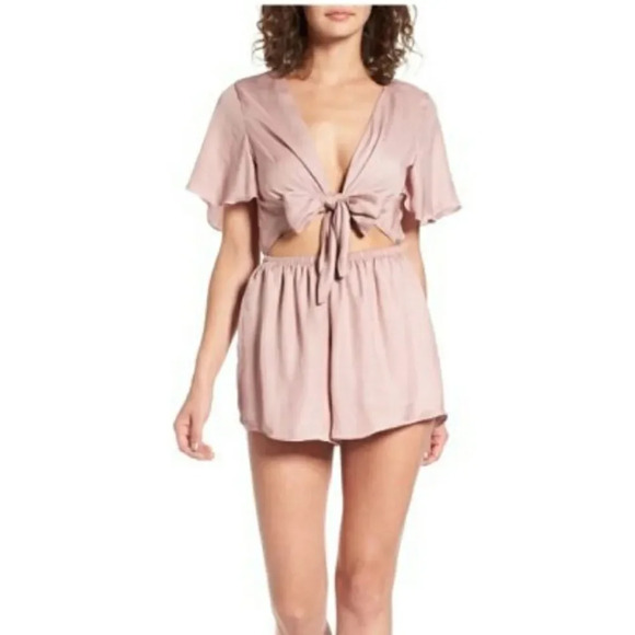 SHOW me your mumu tie front  romper - Picture 1 of 10